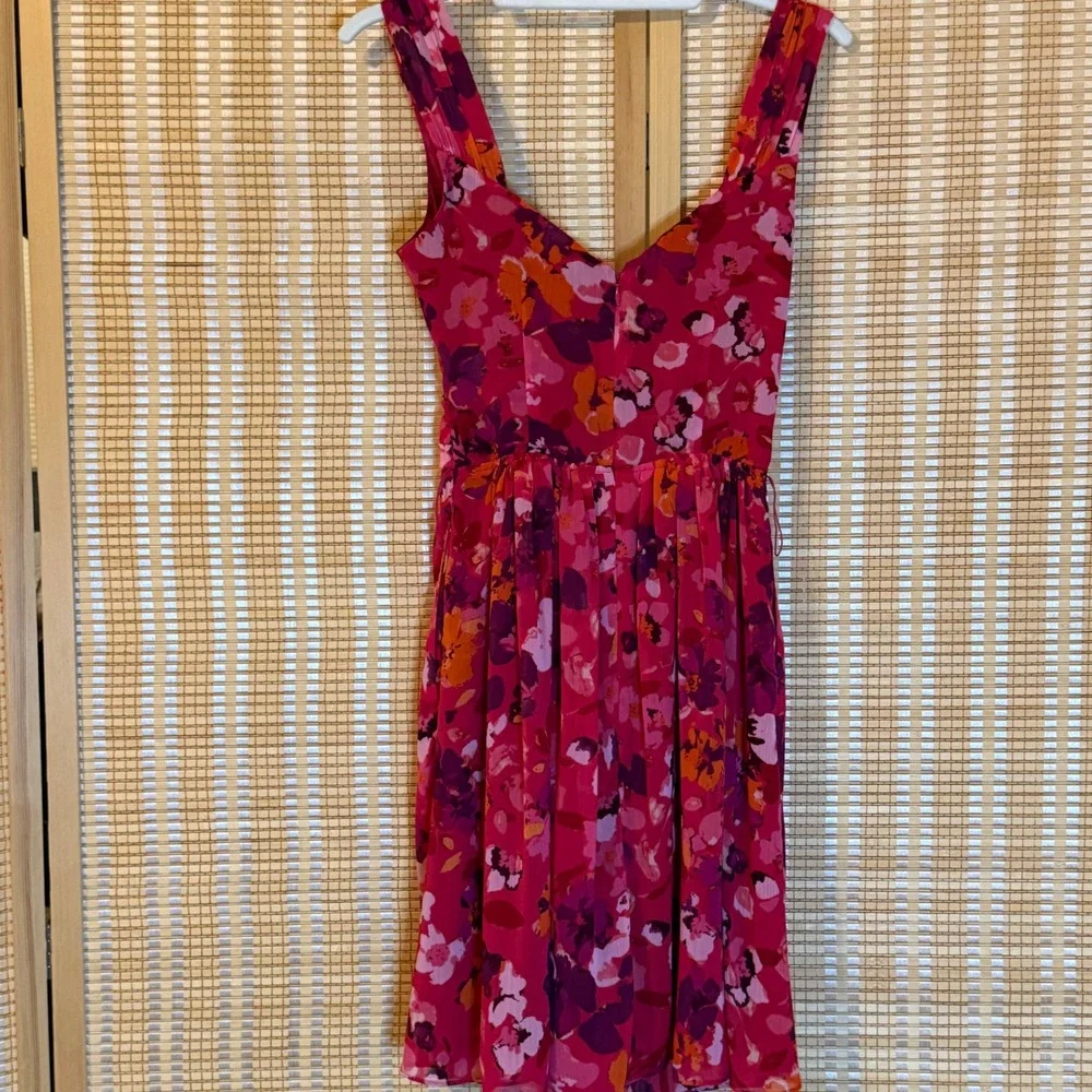 Express vibrant floral